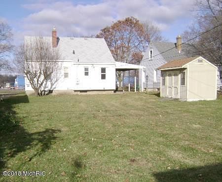 3rd image of 1614 Lake St