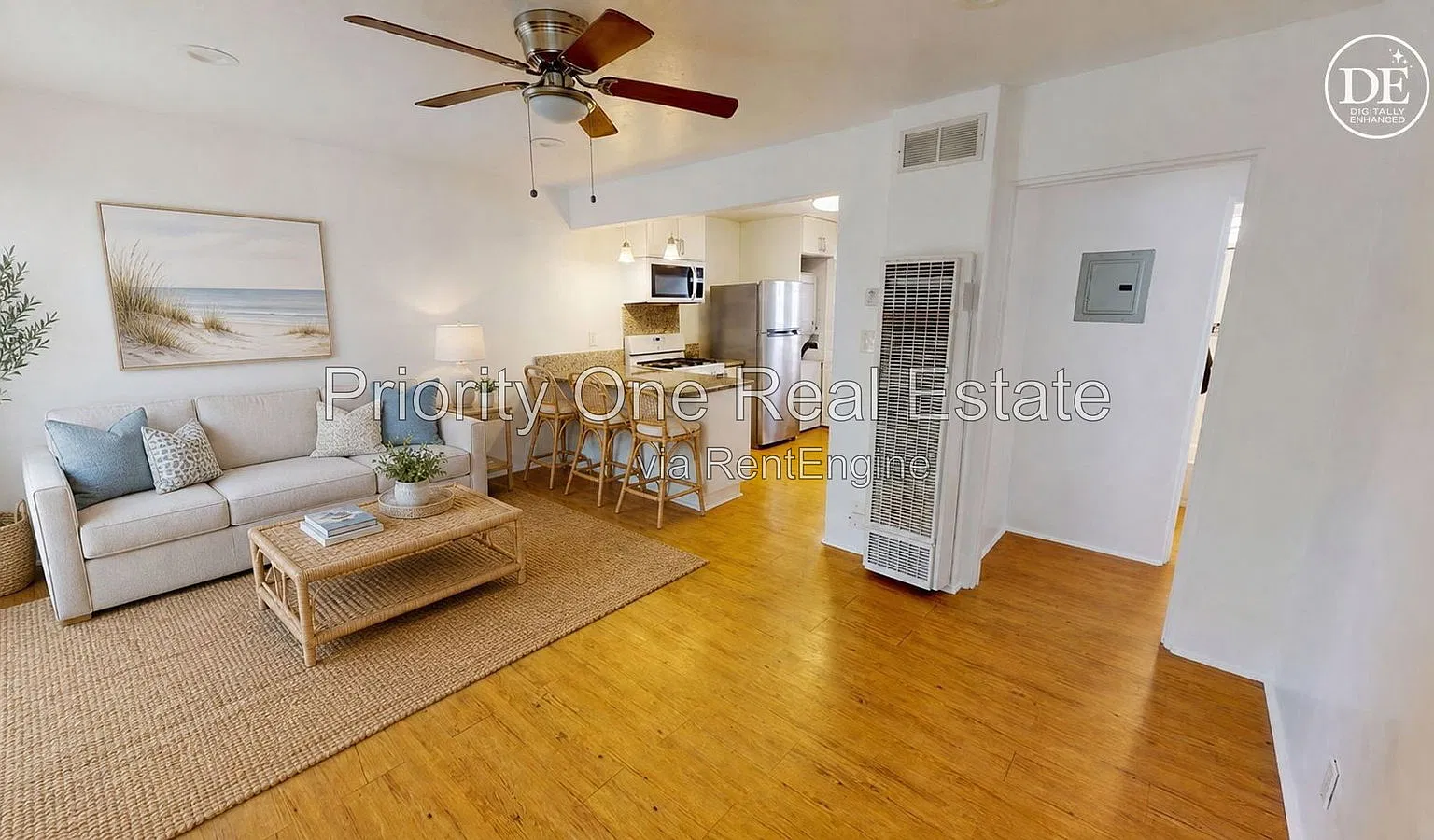 2 bed, 1.0 bath, 660 sqft, $2,200 — Photo 1