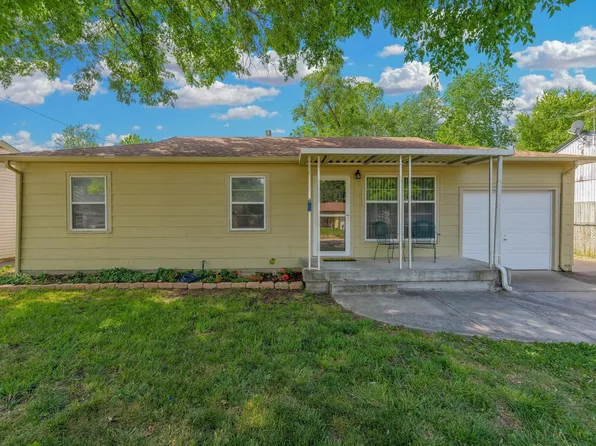 425 W 4th St, Haysville, KS 67060