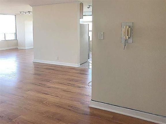 4th image of 6050 Blvd E APT 7C