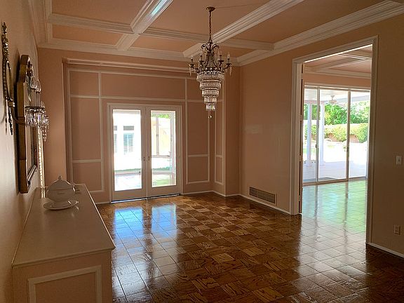 5th image of 85 E Calle Primorosa