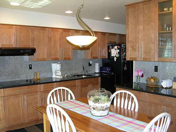 Kitchen with dinette