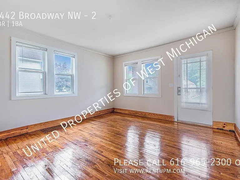 1442 Broadway Ave NW #2 — Photo 6