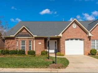 6147 Stadium Ridge Ct, Clemmons, NC 27012