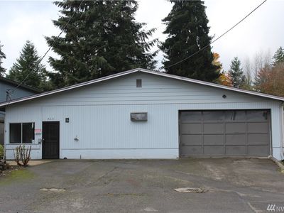 4231 Olympic Dr W, Bremerton, WA, 98312