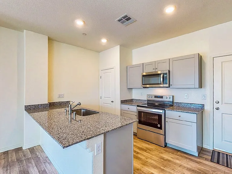 4261 Venus Falls Ave — Photo 11