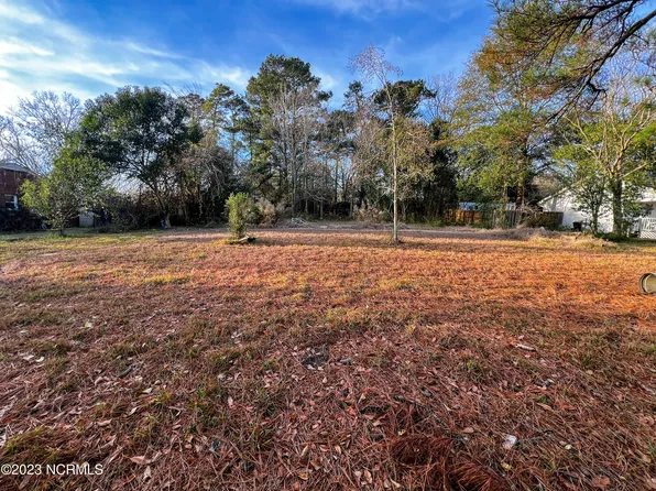 202 S Glenburnie Road, New Bern, NC 28562