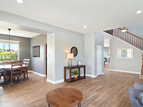5th image of 1331 Prescott Dr