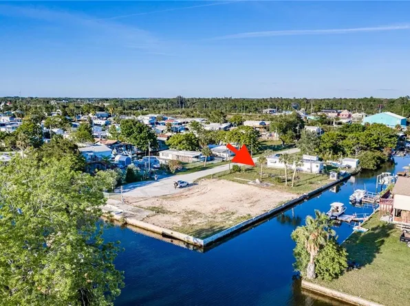 6800 Puffin Ln, Hudson, FL 34667