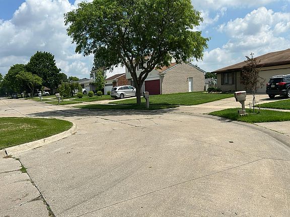 4th image of 37619 Douglas Ct