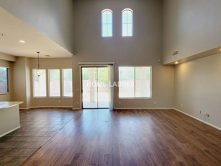 6282 S Moccasin Trl — Photo 2