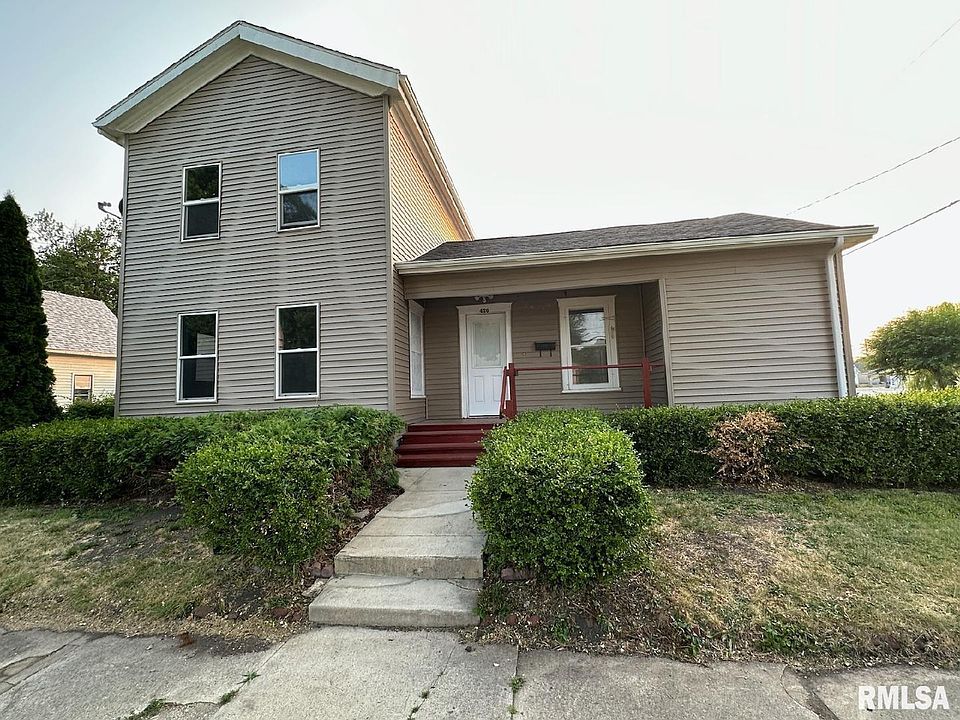 426 N 1st St, Monmouth, IL 61462 Zillow