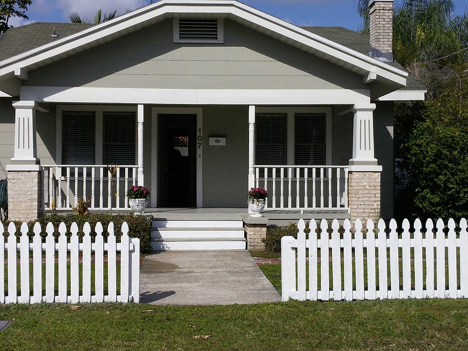 1st image of 107 W Giddens Ave