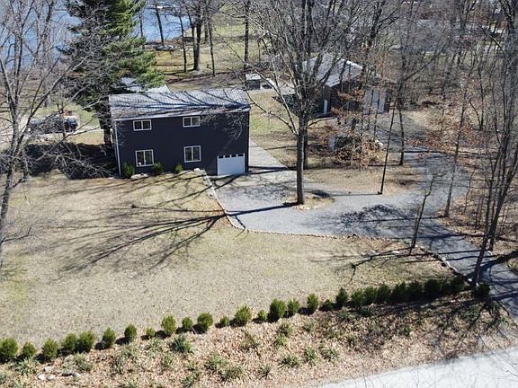 2nd image of 10510 E Orange St