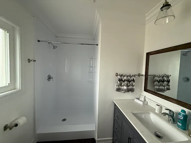 5975 Broadmoor Dr — Photo 10
