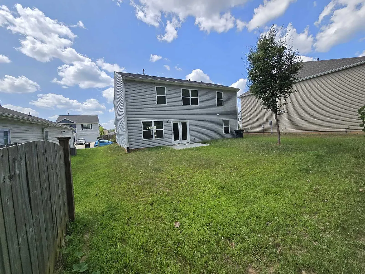 4 bed, 2218 sqft, $2,050 — Photo 4
