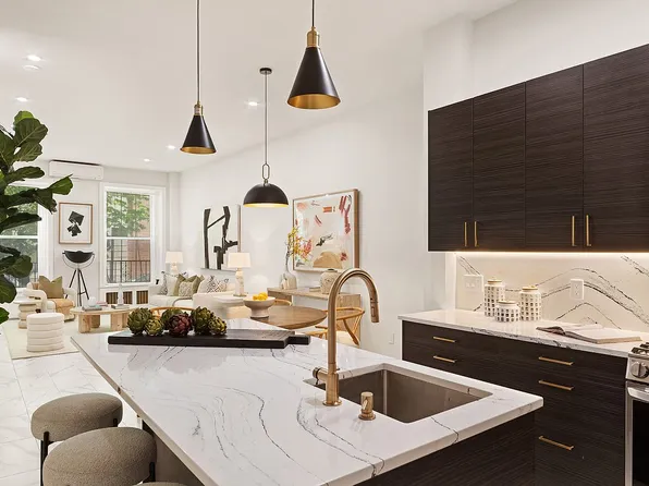 120 E 85th St APT 1E, New York, NY 10028