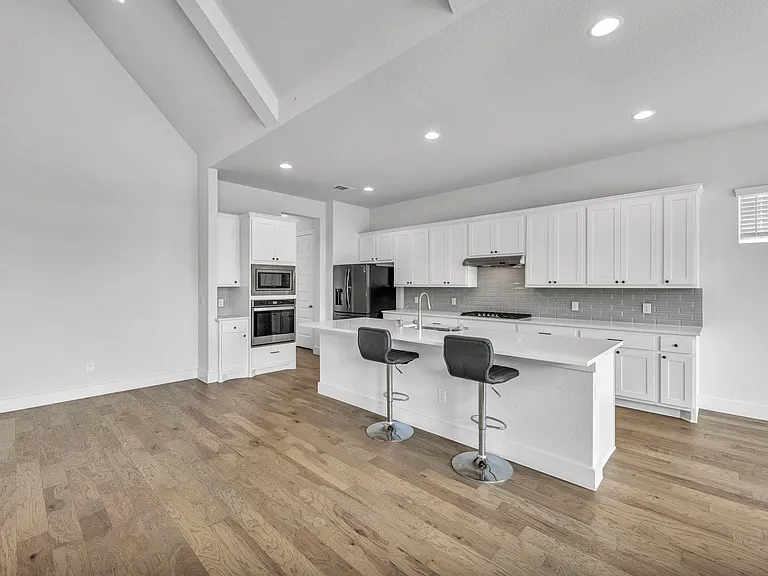 151 Rose Heath Ln — Photo 4