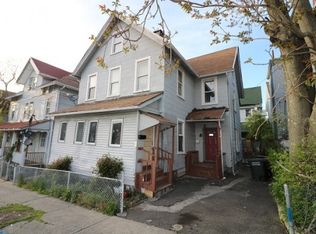 130 Pequonnock St, Bridgeport, CT 06604
