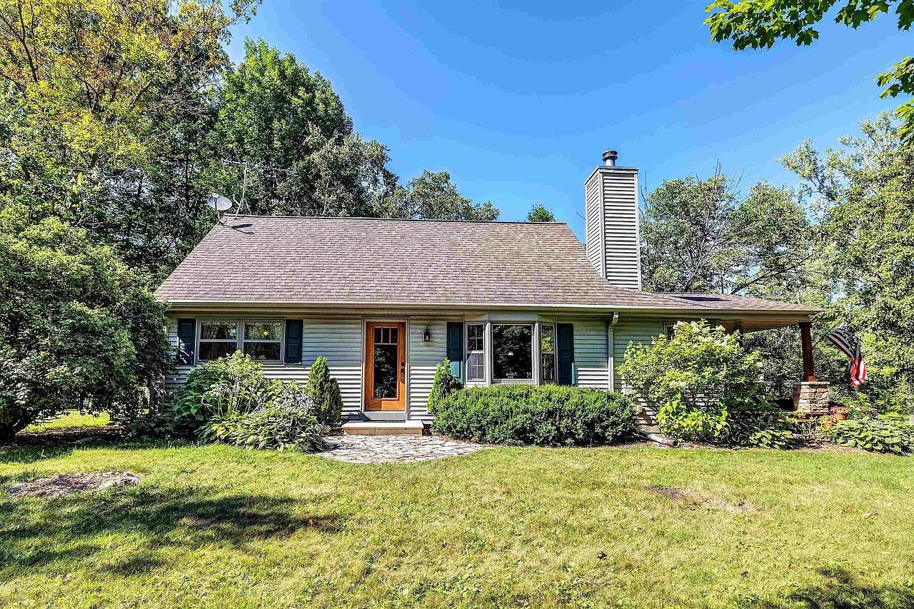 4251 MILL ROAD, Greenleaf, WI 54126 Zillow
