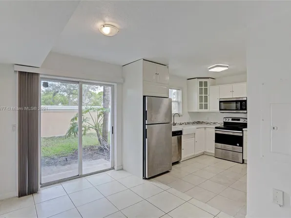 3810 N JOG Road #106, West Palm Beach, FL 33411