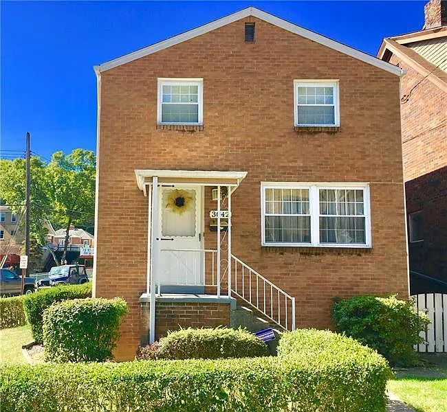 3042 Brentwood Ave photo 1