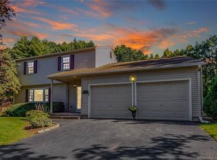 75 Grissom Rd, Manchester, CT 06042