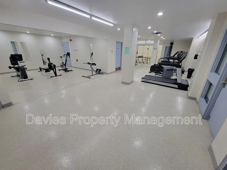 10149 Saskatchewan Dr NW #401 — Photo 20