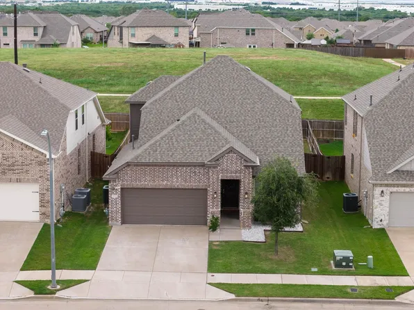 14613 Martin Creek Cv, Trophy Club, TX 76262
