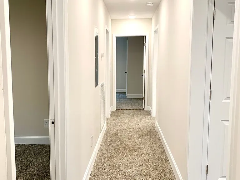 917 Sinclair Dr — Photo 18