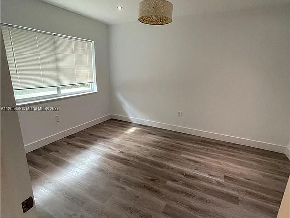 2nd image of 3931 Garden Ave #3931