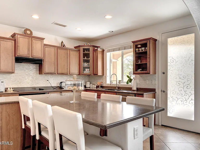 1120 N Crosscreek Dr — Photo 11