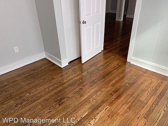 5th image of 7131 S Bennett Ave APT 3S