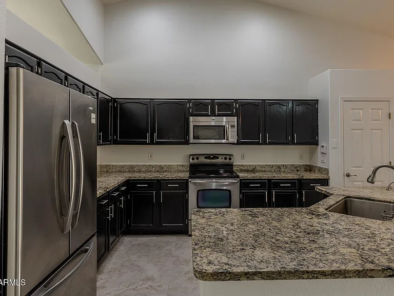 3125 E Cottonwood Ln — Photo 15