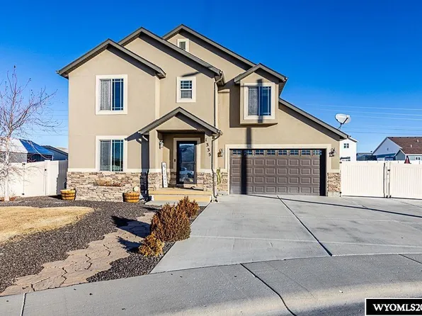 1335 Pronghorn Dr, Rock Springs, WY 82901
