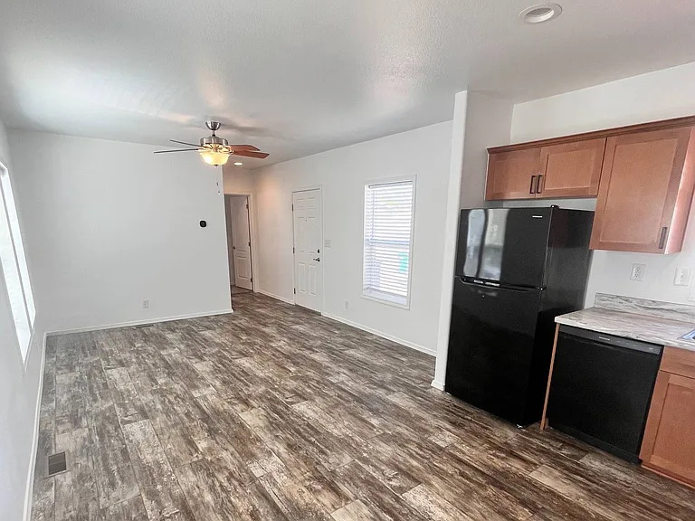 4100 N Romero Rd #75 — Photo 4