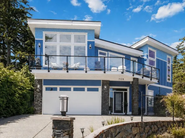 708 Demel Pl, Colwood, BC V9C 3L6