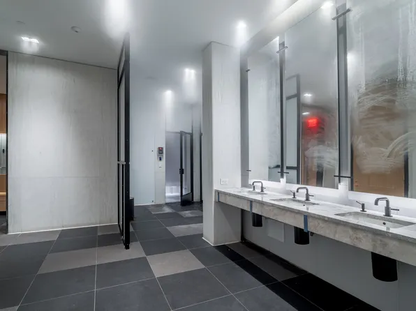 138 Willoughby Street image 19 of 42