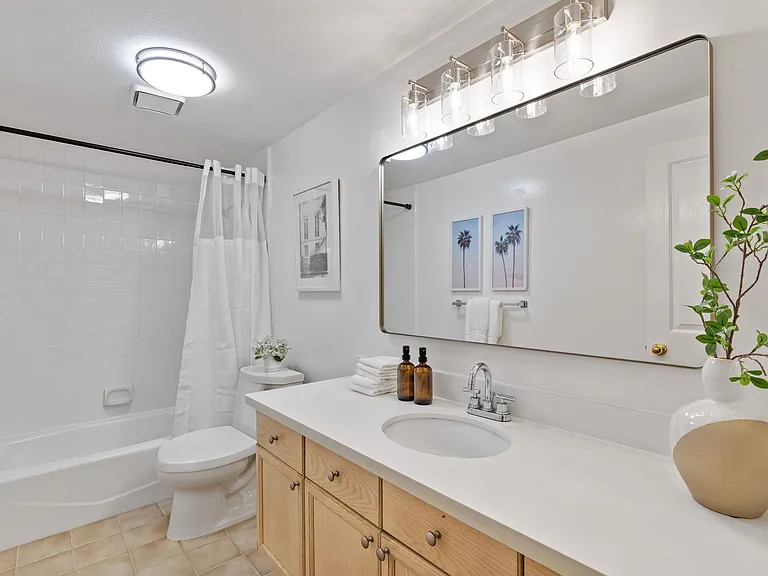 128 El Camino Real #101 — Photo 16