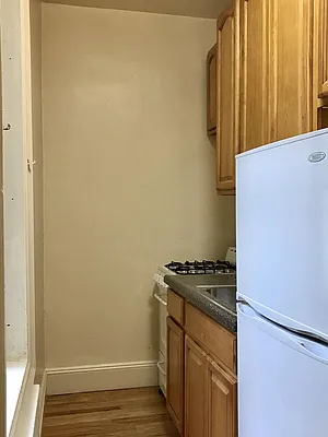 Rented by Lang Realty LLC | media 4