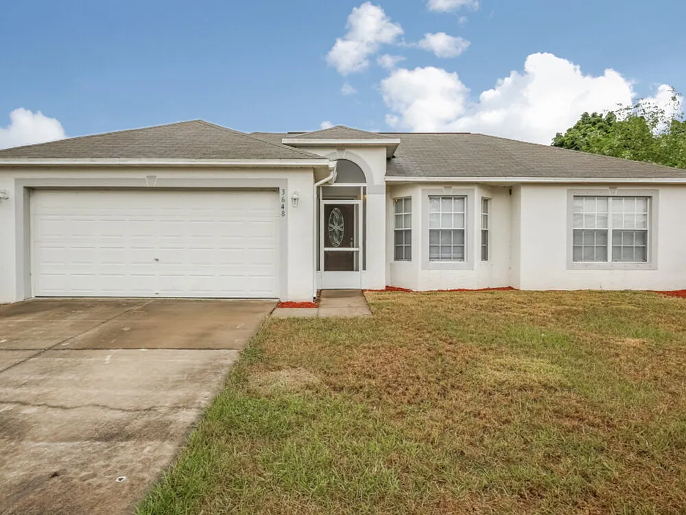 4 bed, 2.0 bath, 1750 sqft, $3,580 — Photo 1