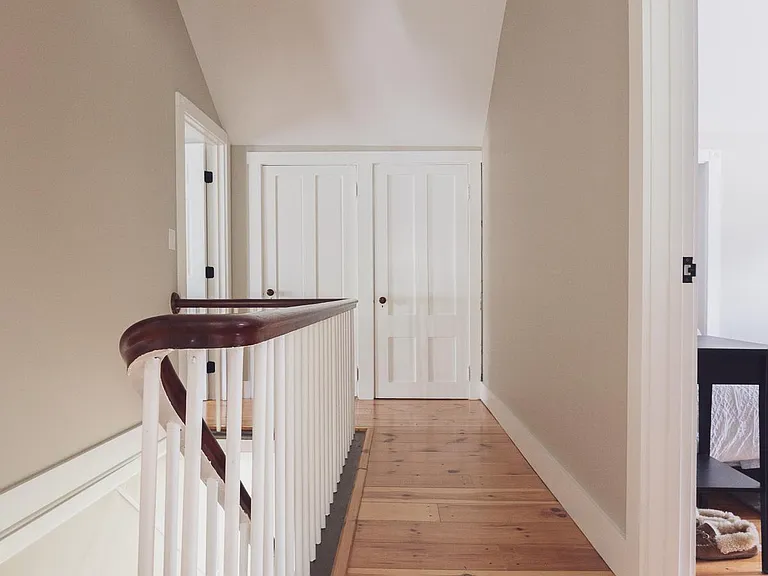 913 Sawyer St — Photo 21