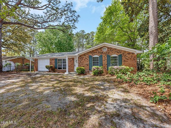 3rd image of 4785 Oakview Drive SE
