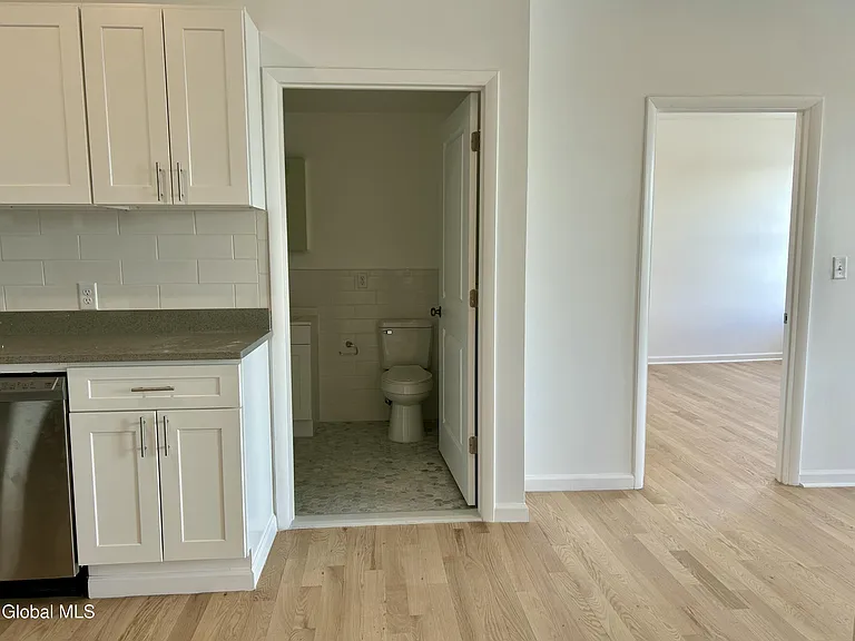 155 River St #2A — Photo 11