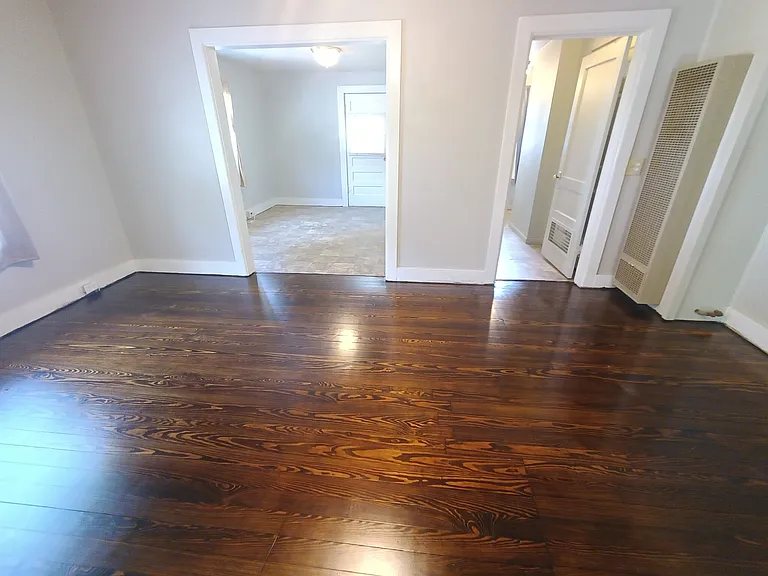 542 S Huttig Ave #A — Photo 6