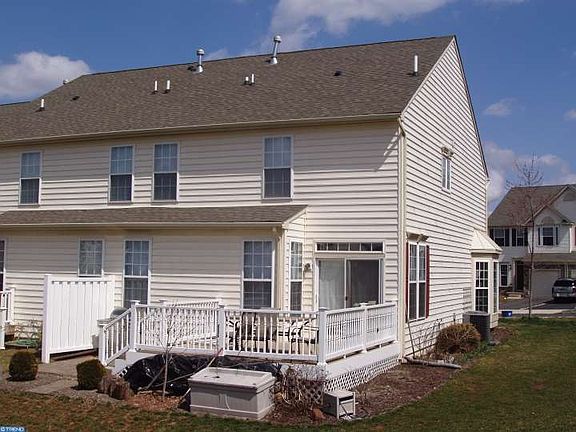 5th image of 93 N Savanna Dr