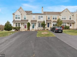 615 Longwood Rd, Collegeville, PA 19426