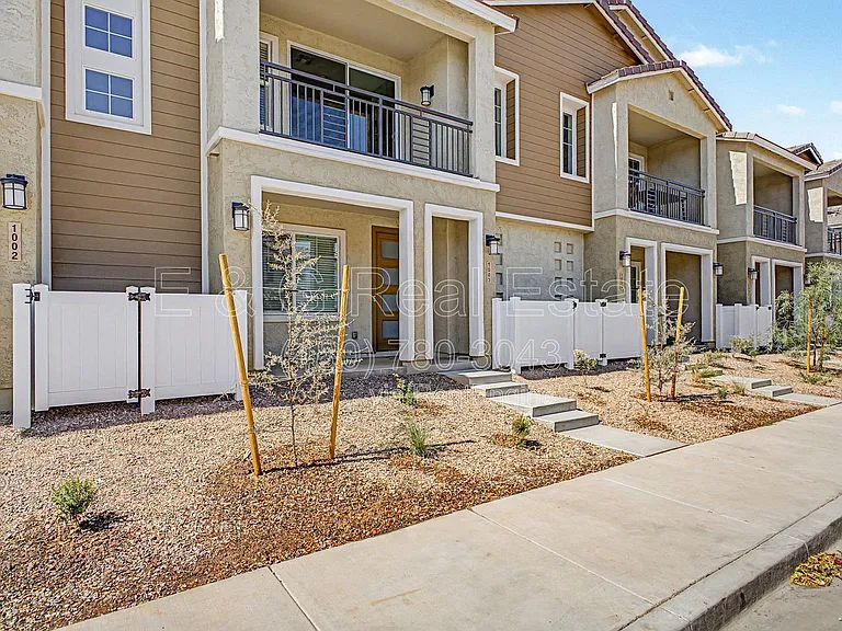 8149 E Petunia Ave #1003 — Photo 2