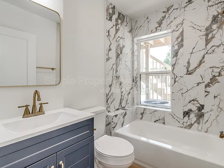 814 W Hill St #1 — Photo 11