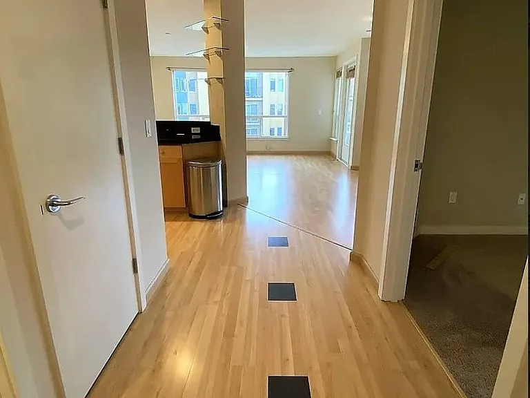 925 110th Ave NE #411 — Photo 1